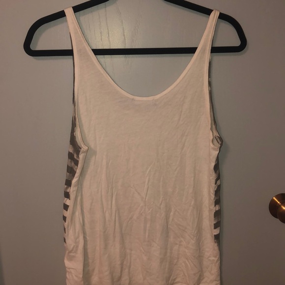 Flag Tank - Picture 2 of 3